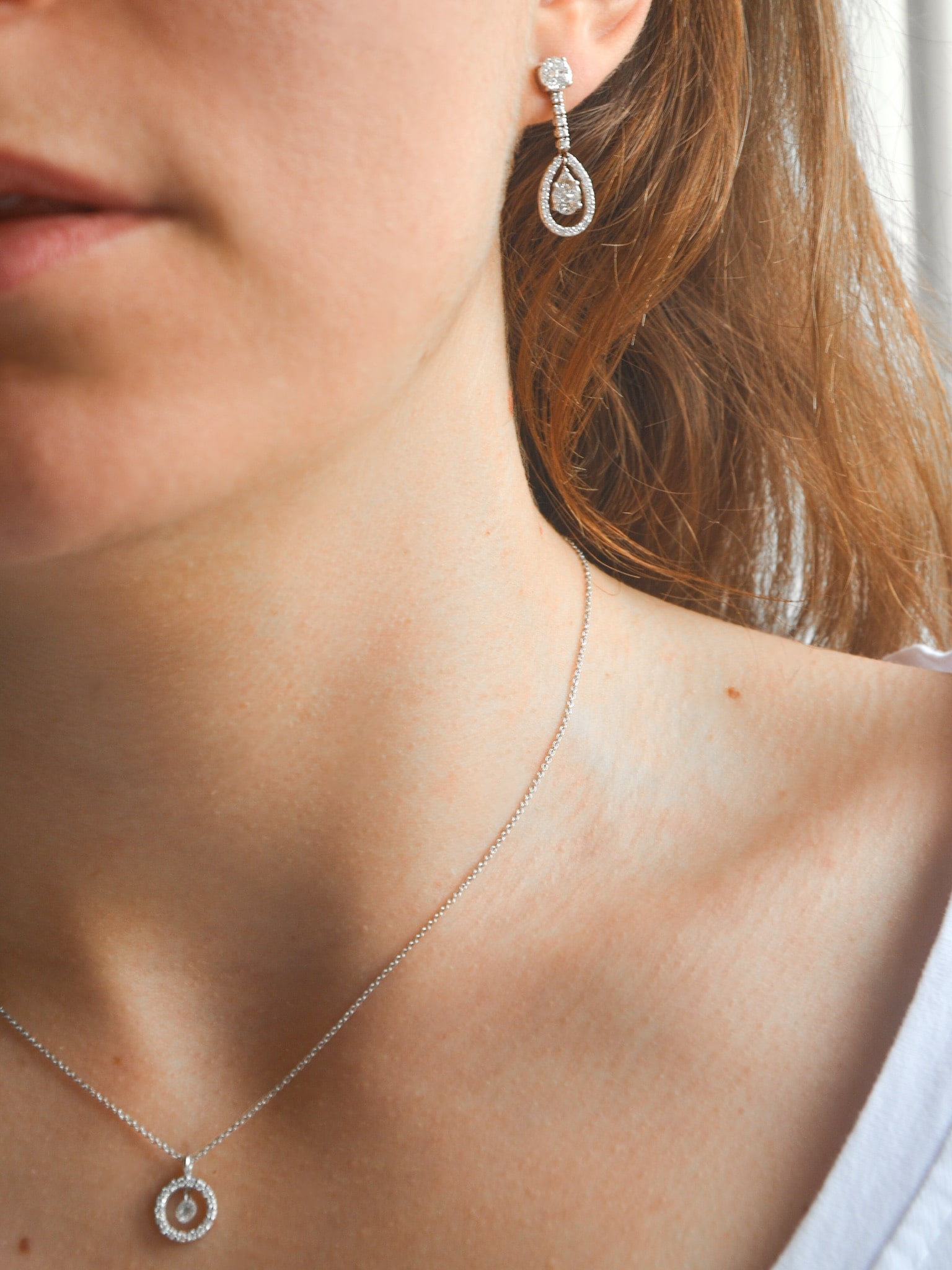 pendientes largos de diamantes